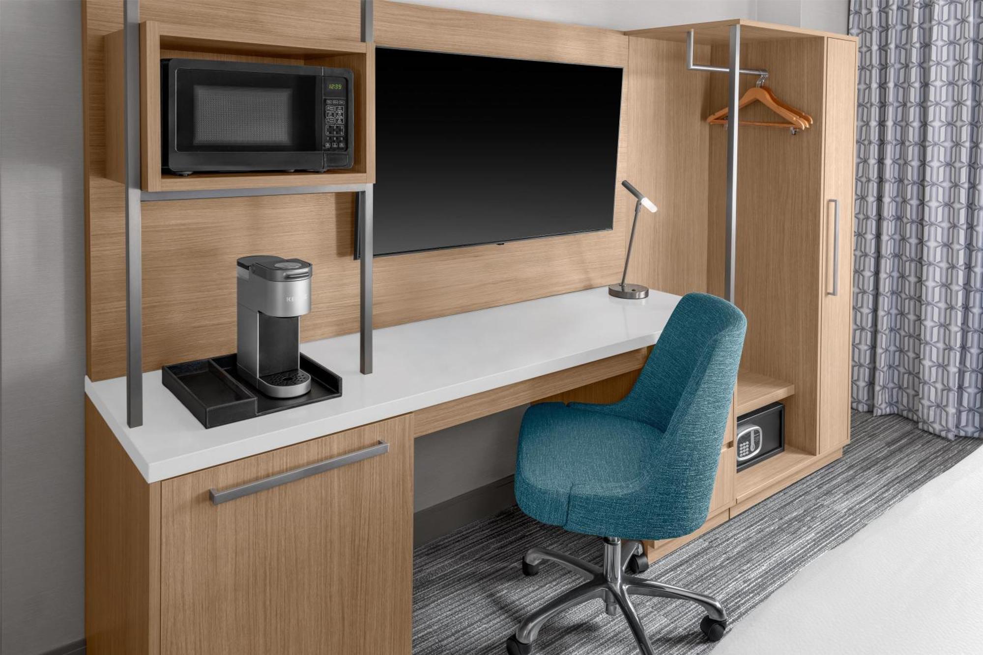 King Room with Roll-In Shower - Mobility and Hearing Access